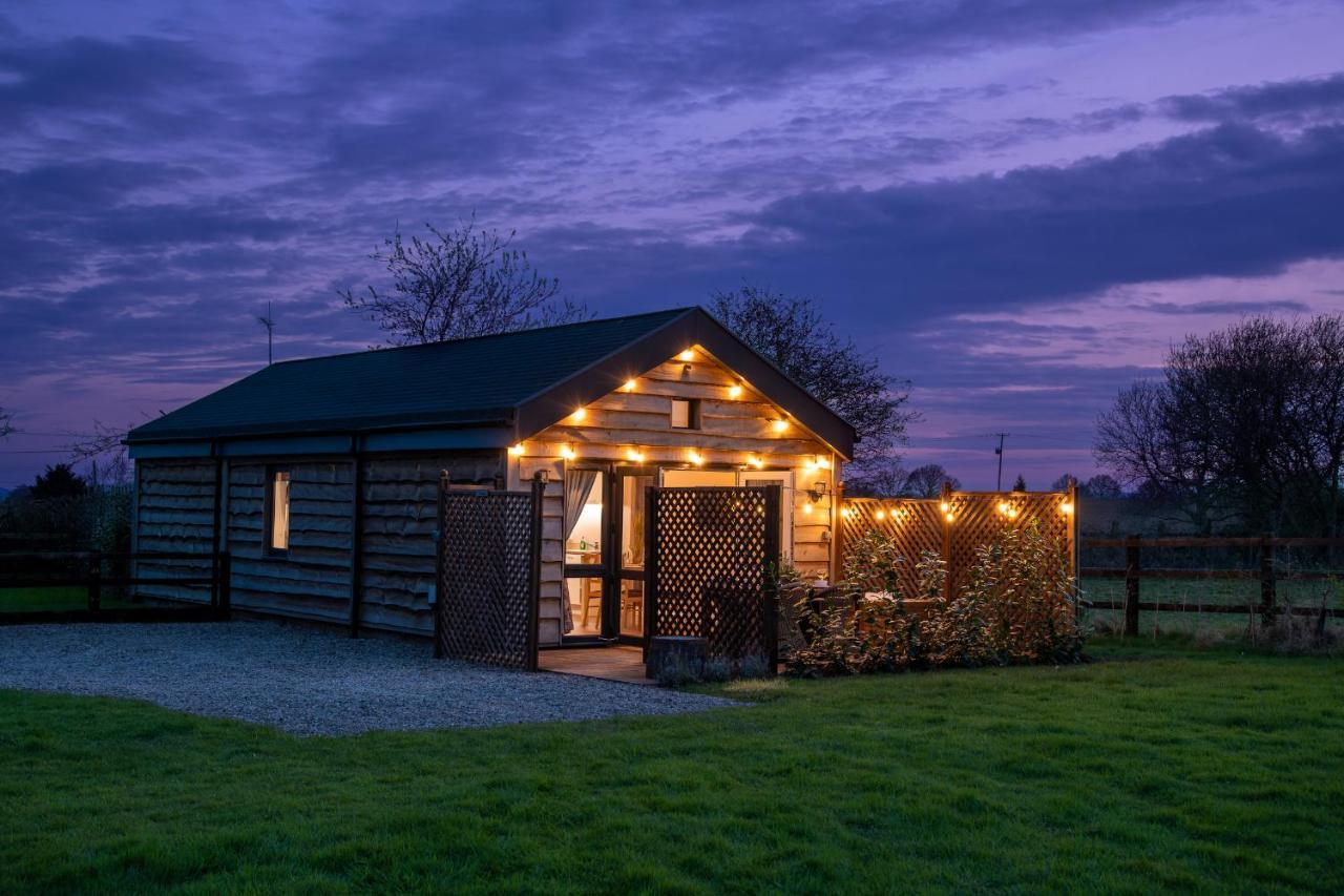 Вилла Montana Log Cabin - Ockeridge Rural Retreats Wichenford Экстерьер фото